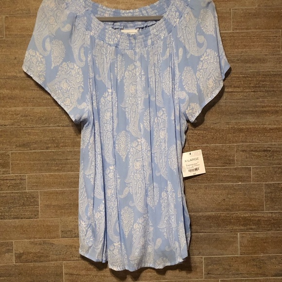 Liz Claiborne rayon Top - Picture 3 of 5